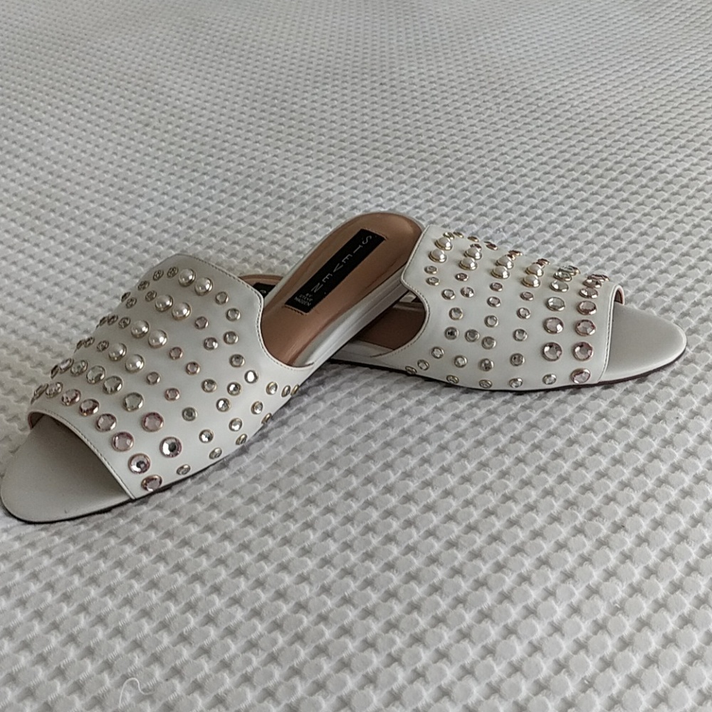 Open toe slide
